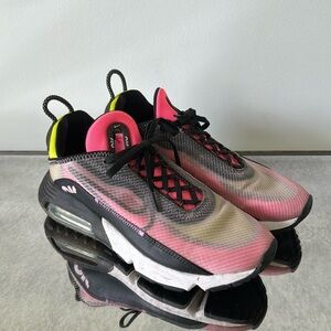 NIKE Air Max 2090 Women’s Runners (size 8.5)